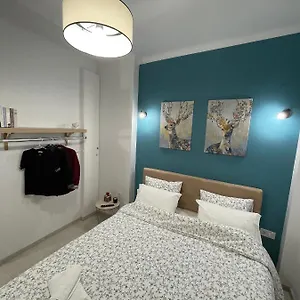 1bd - Deer Traveler Θεσσαλονίκη